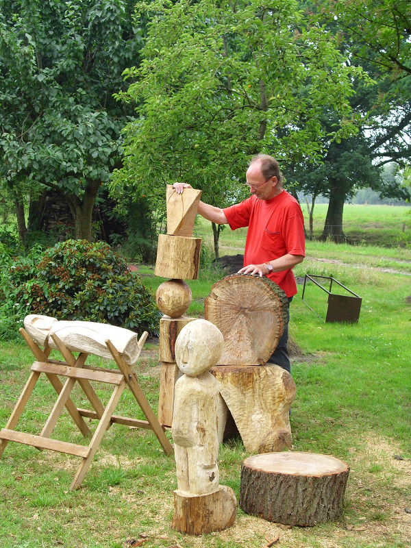 Holzbildhauerei Schloen